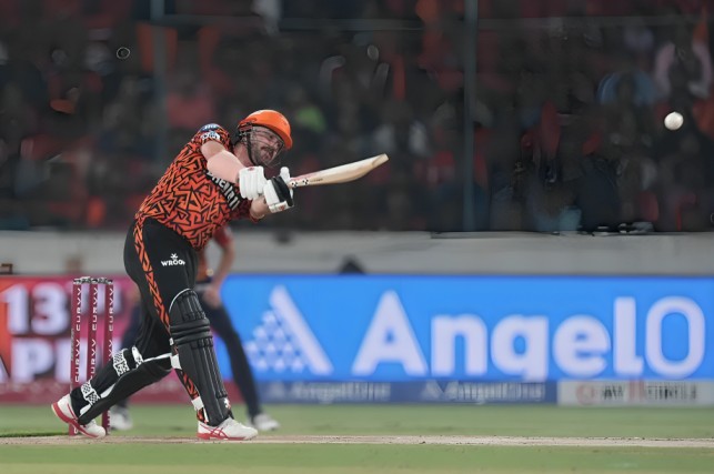 आईपीएल में शानदार स्ट्राइक रेट वाले टॉप 5 खिलाड़ी