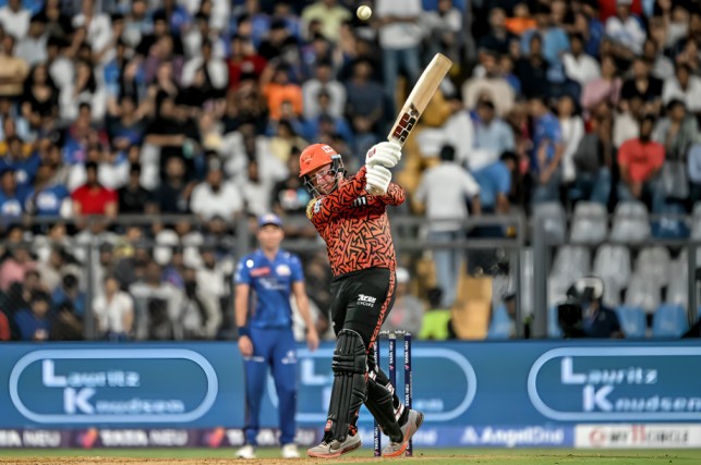IPL 2025 के टॉप 5 सबसे लंबे छक्के