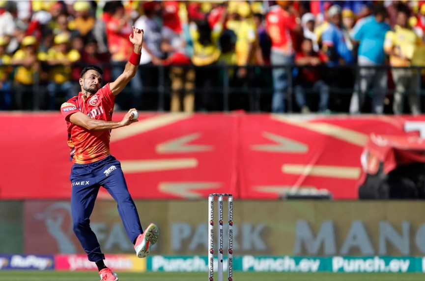 IPL में एक पारी में सर्वाधिक चार विकेट