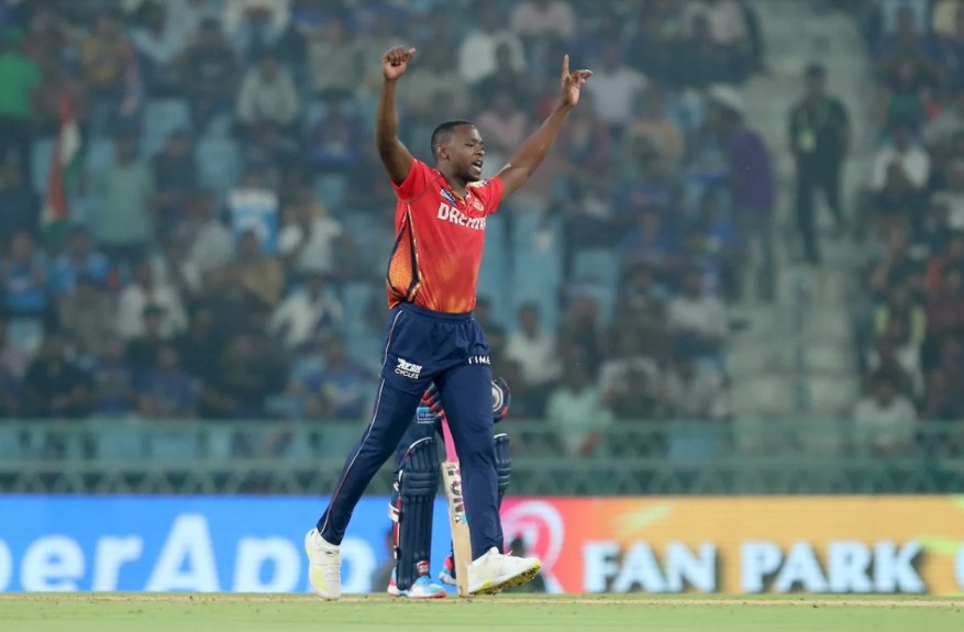 IPL में एक पारी में सर्वाधिक चार विकेट