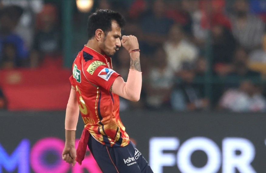IPL में एक पारी में सर्वाधिक चार विकेट