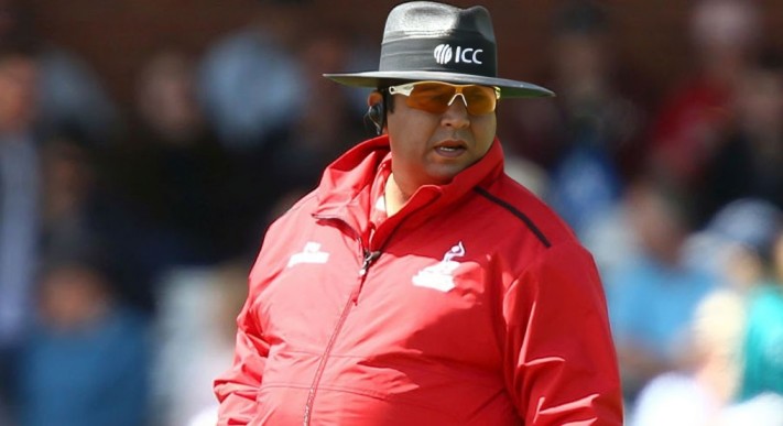सबसे ज़्यादा T20I मैचों में अंपायरिंग