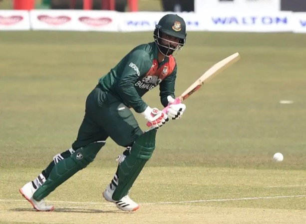 ODI मैच में एक मैदान पर 1000 से अधिक रन